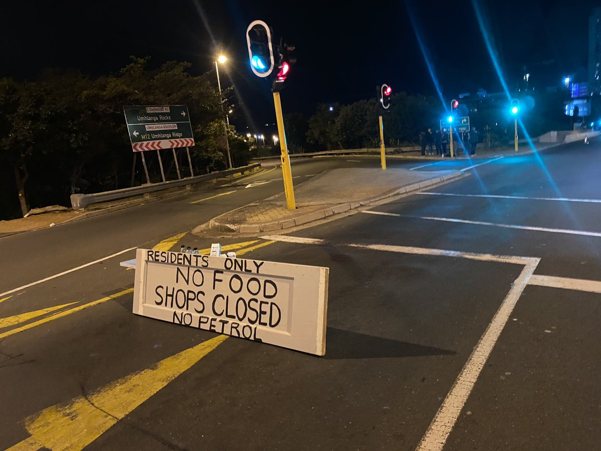 VumaniMkhize's tweet photo. Just arrived in Durban, drove through a number of checkpoints in Umhlanga manned by residents. This feels surreal. https://t.co/p5otPb9VZW