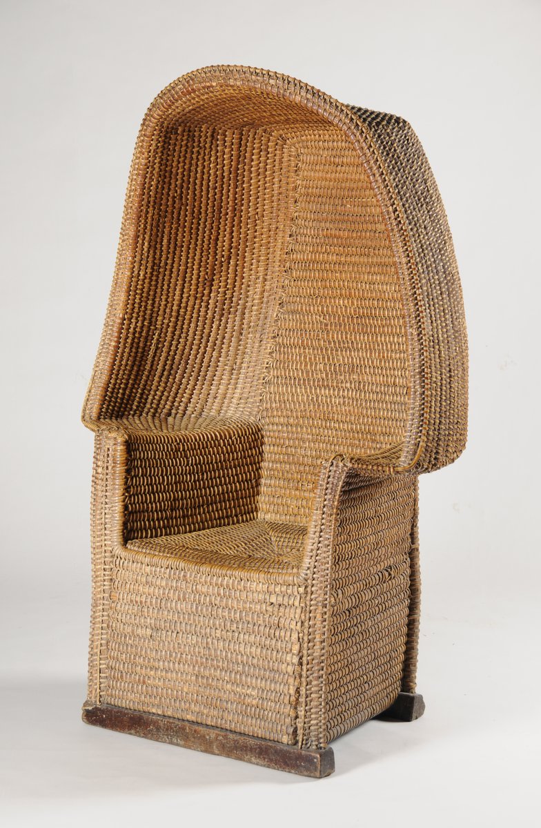 ThePerkyPainter's tweet photo. A chair that makes it's own shade - now that's my kind of chair! #MyChairLeeds 🪑
Pick your favourite chair in @LeedsMuseums and take part in our community drawing project. Find out more here:  https://t.co/SLvJyZJBnf
#Leeds #chair #design #drawthisinyourstyle https://t.co/0rDTxiborF
