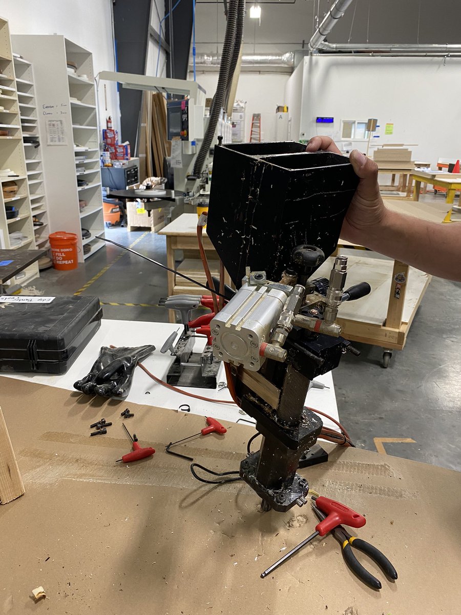 Gotta love when you call to ask a manufacturer for help you get told “sorry our technicians are at a tradeshow…” Once again SCM fails to answer the call to help with our edgebander. Buyer beware, you’re on your own after SCM makes sale. #SCMGroup #SCM #edgebander #scmmachinery