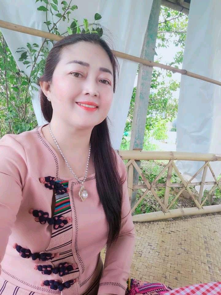 Termakasih suamiku....beda usia bkn suatu penghalang...