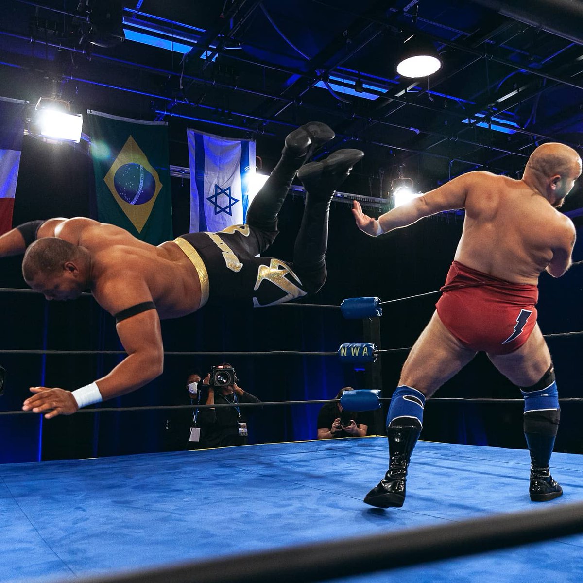 MarsheRockett's tweet photo. Best dropkick in the game. #MarsheAllDay🚀 

📷 @hibanhuerta 

 #NWAPowerrr / #NWA / #NWAWrestling / #EMPOWERRR / #NWA73 / #NationalWrestlingAlliance / #RaceForTheChase / #PowerrrSurge / #WrestlingAtTheChase https://t.co/njWlWiKUMP