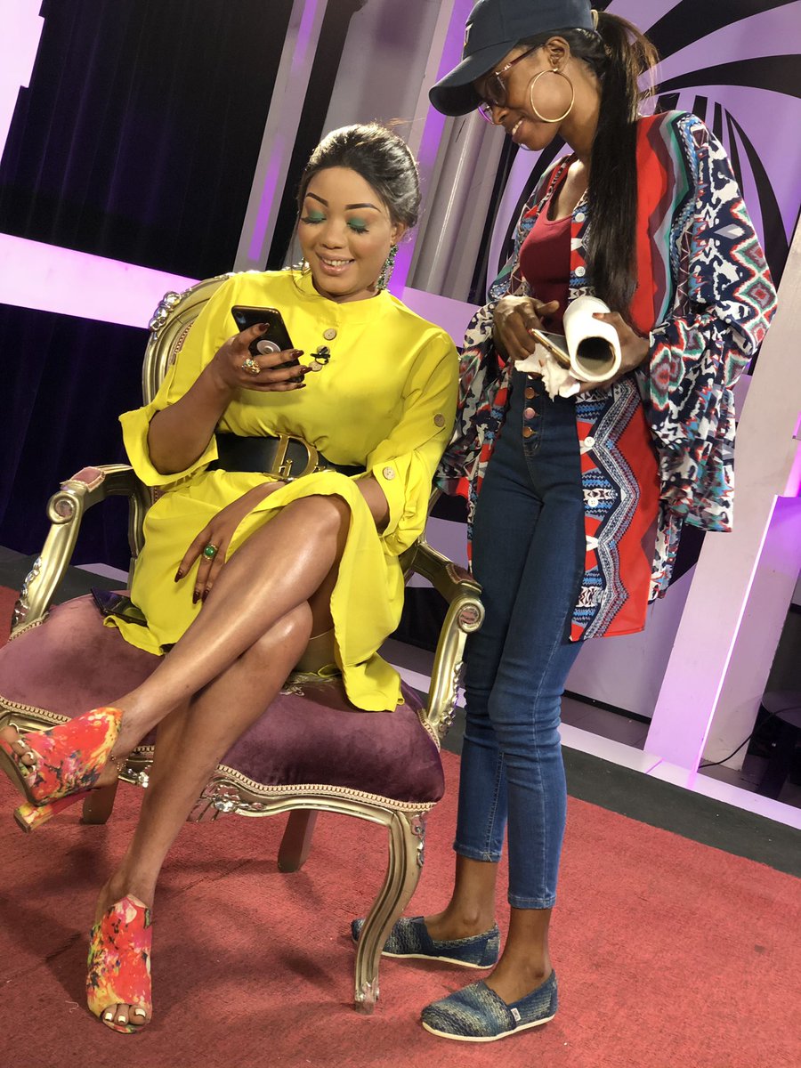 2stvsenegal's tweet photo. 📍LES SACRIFICES DE LA 2STV SONT EN DIRECT DANS VOTRE ÉMISSION #ENTRETEMPS !!! https://t.co/PYEx4fCOQm