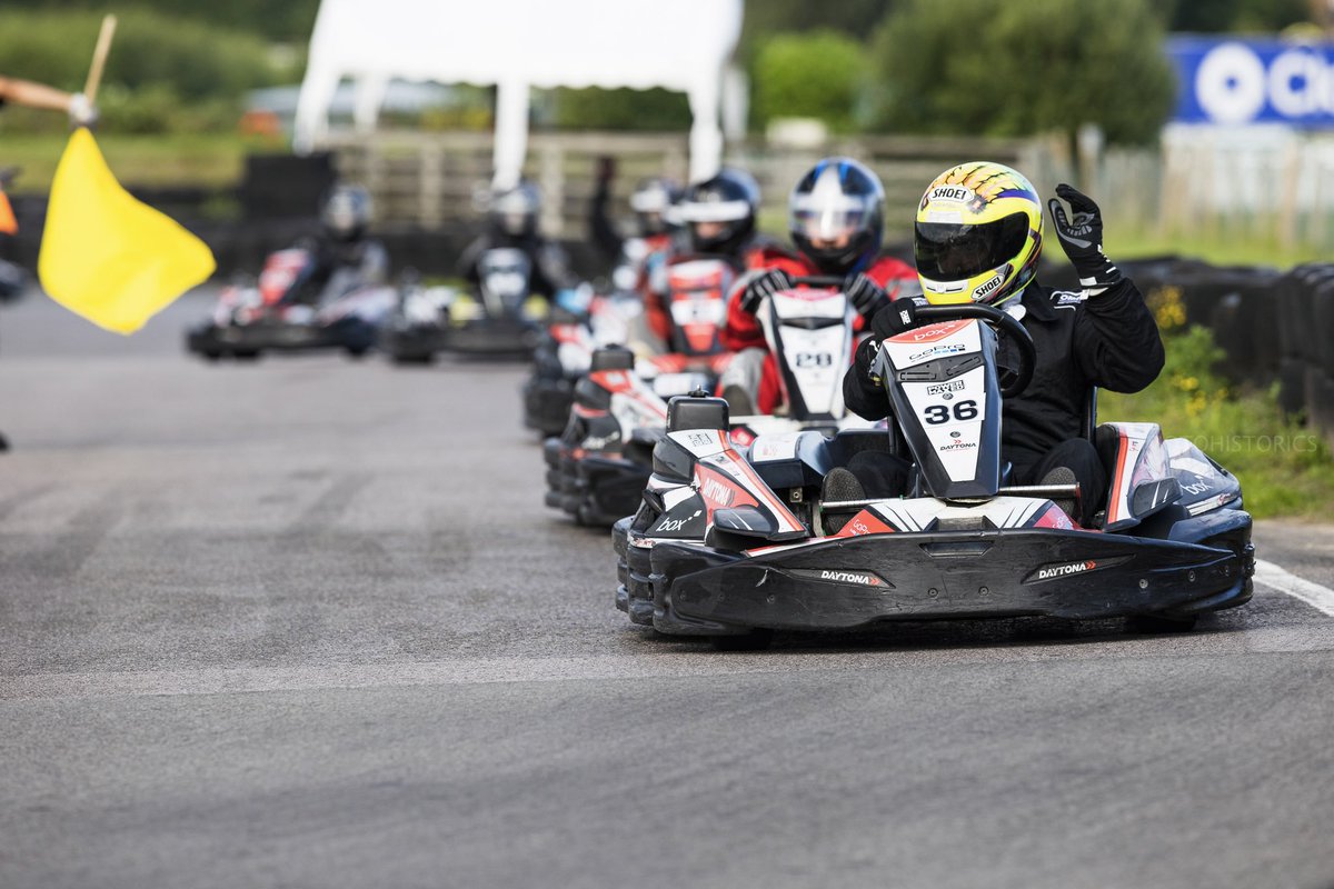 motohistorics's tweet photo. T E A M M O T O #THEHALOWPROJECT #damonhillkartingchallenge #teamwork #charity #daytonasandownpark #johnnyherbert #richardmeins #robspringate #nigelmedcalf P7 overall in perfect weather, we absolutely loved it. 📸rob overy https://t.co/Az81qMTpLL