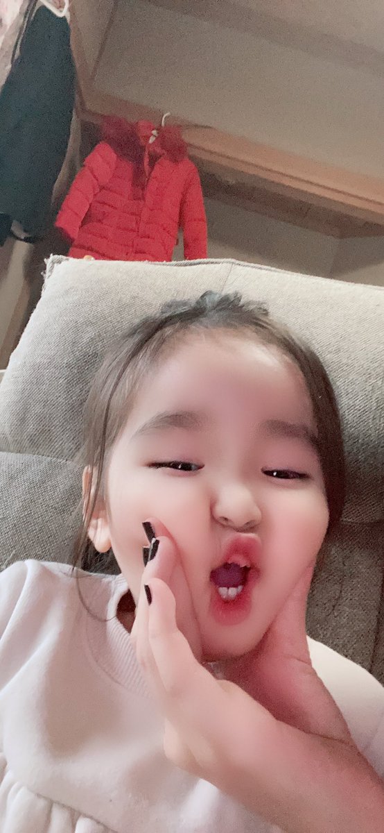 ふーか على تويتر 娘なりの 精一杯のピース 可愛すぎる 娘が可愛い 女の子ママ 可愛いと思ったらrt ふーか على تويتر 娘なりの 精一杯のピース 可愛すぎる 娘が可愛い 女の子ママ 可愛いと思ったらrt