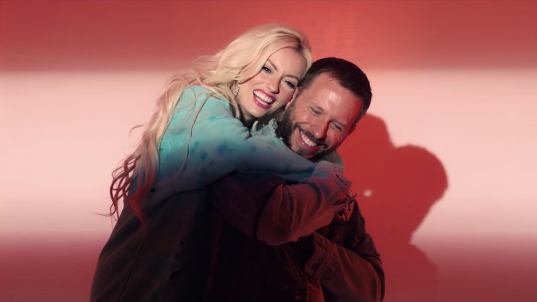 onerpmenespanol's tweet photo. ¡Atención fans de #KatieAngel! 👀✨

No se pierdan la entrevista exclusiva que tuvimos con @IamKatieAngel y @NoelSchajris sobre su colaboración en #TanPerfecto.💖

Vayan a nuestro IGTV para ver la entrevista completa ➡️ https://t.co/lRHBrHnREE https://t.co/qwbWIAbYla