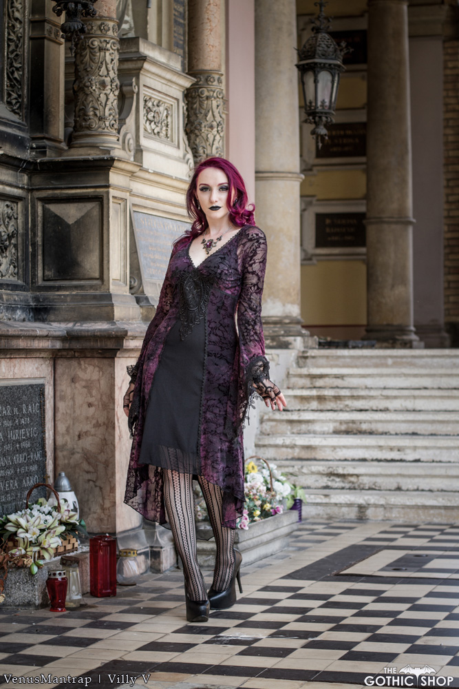 thegothicshop's tweet photo. Model: @Venus_Mantrap
Photographer: Miss Nephthys #villyv
Opium Dress: https://t.co/n913hmWZod https://t.co/6d1HMDqiEy