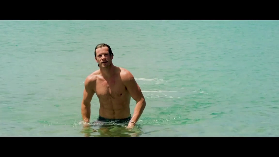 patient0146's tweet photo. @CollinsChadM Very "Daniel Craig" For someone who once said they'd happy to go shirtless you surely made your fans wait. Sniper:Reloaded CSI:Miami & that NCIS ep #OneYearOffMovie #comingsoon https://t.co/vV93PYdjbh