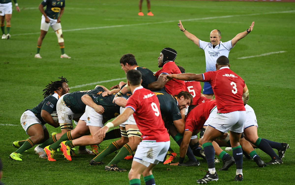 Springboks's tweet image. ⏱️ Less than eight minutes to go before half-time and it’s 17-3 to South Africa ‘A’ with Lukhanyo Am over after a great run by Cheslin Kolbe.
#CastleLionsSeries #StrongerTogether #StrongerForever