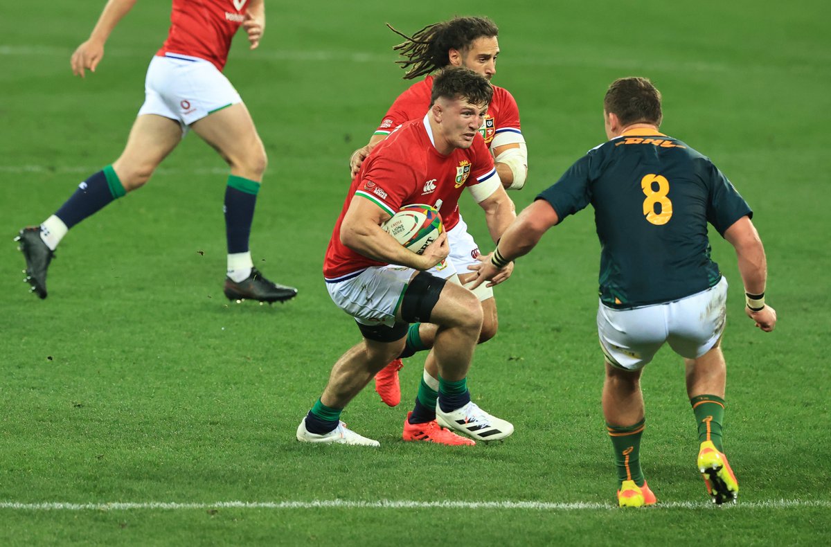 SuperSportTV's tweet image. HT | South Africa 'A' 17-3 British &amp;amp; Irish Lions

Tries from Nkosi and Am sees the home side with a comfortable lead. Faf de Klerk and Marco van Staden in the bin for 10 minutes 🟨

📺 Stream live: bit.ly/31uYXhA 
#CastleLionsSeries | #StrongerForever