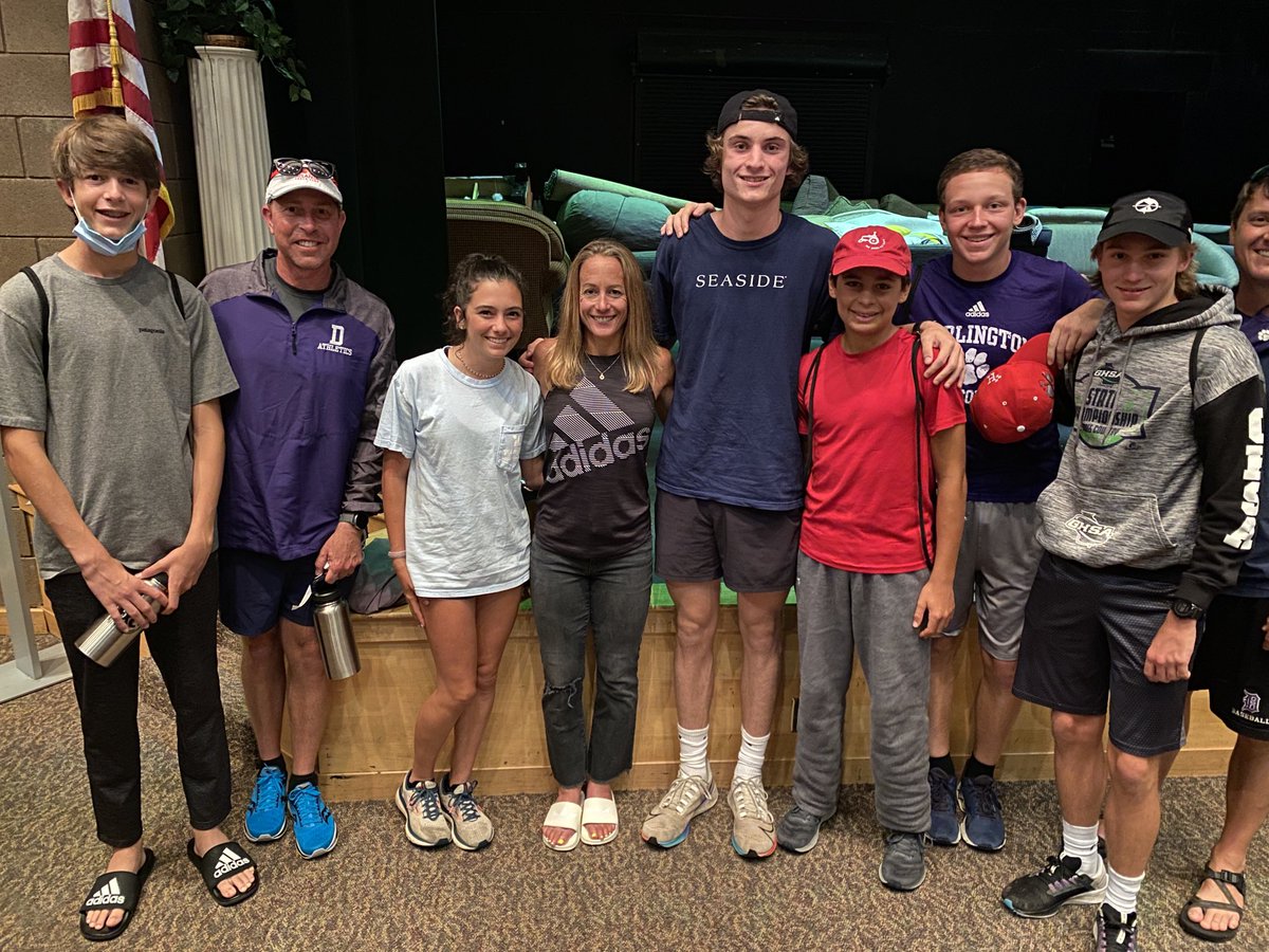 A privilege for ⁦@DarlingtonTiger⁩ Cross Country to hear 3x Olympian Jen Rhines at the All American Cross Country Camp.