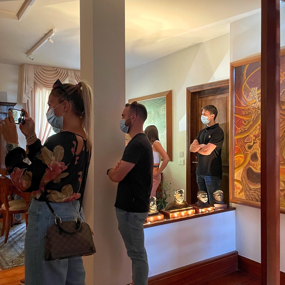 COVILIARTE's tweet photo. => #CasaMuseoCOVILI | #PavulloNelFrignano, 14/07/2021

#Vis #Mecof #Pink incontrano #GinoCOVILI...

La #CasaMuseo #COVILI non è solo un'esposizione di opere d'arte, ma un'esperienza indimenticabile in cui si vivono emozioni e si respira un'atmosfera unica.

Tks: #TeamVIS

#Arte https://t.co/lQdZXMt7NP