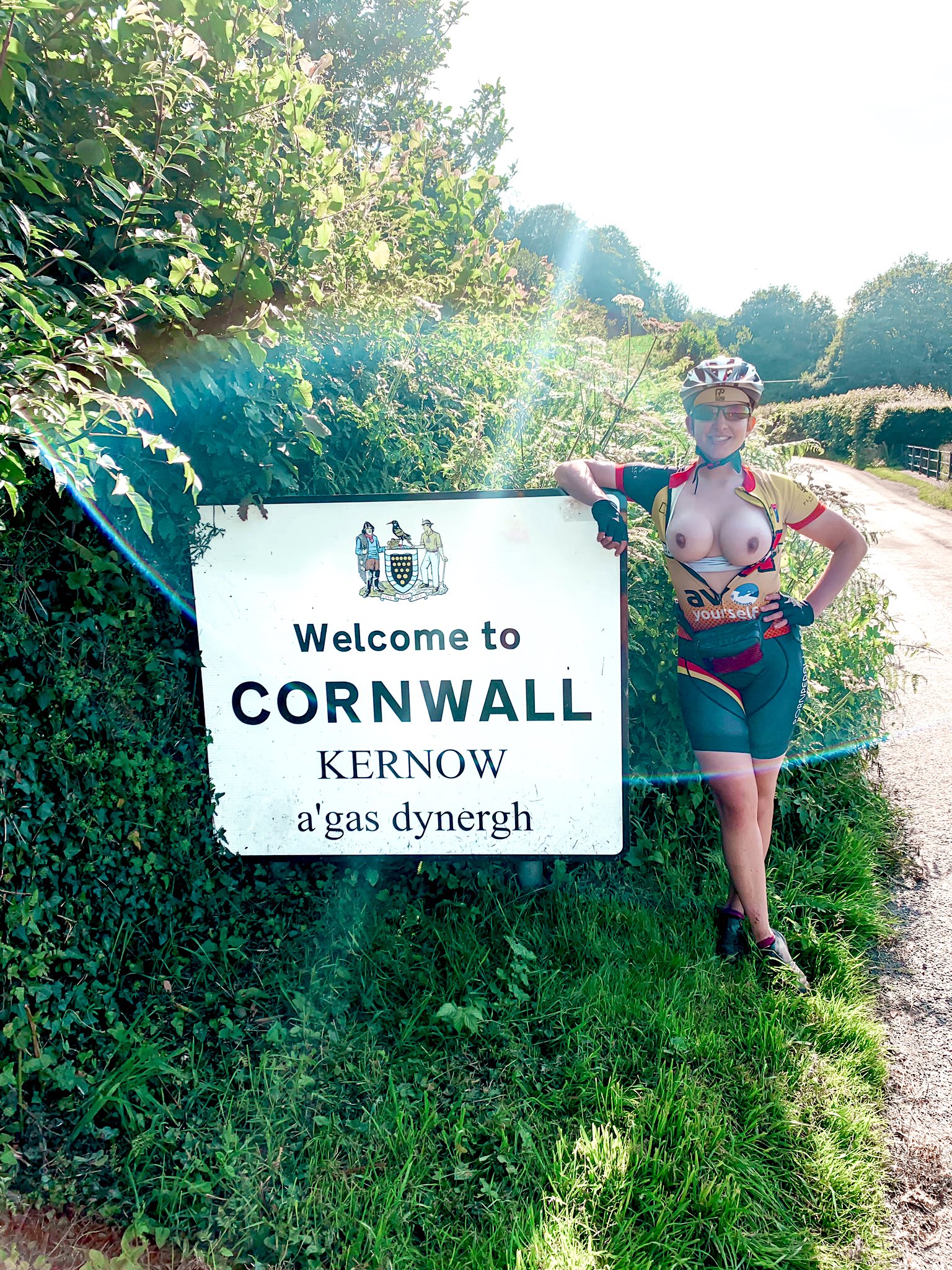 Hello #Cornwall 🚴‍♀️ @pornpedallers #jogle https://t.co/uR7OOKX7ZY