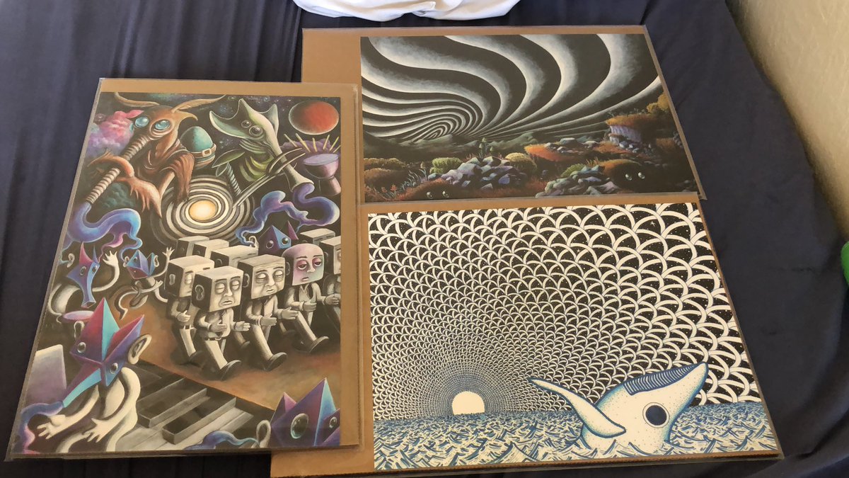 davidwerolin's tweet photo. Got these at a smoke shop across from my place #dope #trippyart https://t.co/LbBtkJxPr9