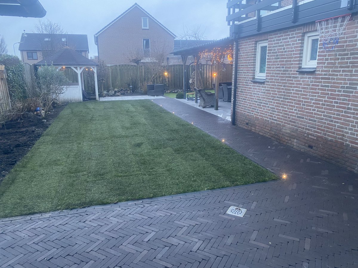 Gebakken waaltjes met keramiek tegels.