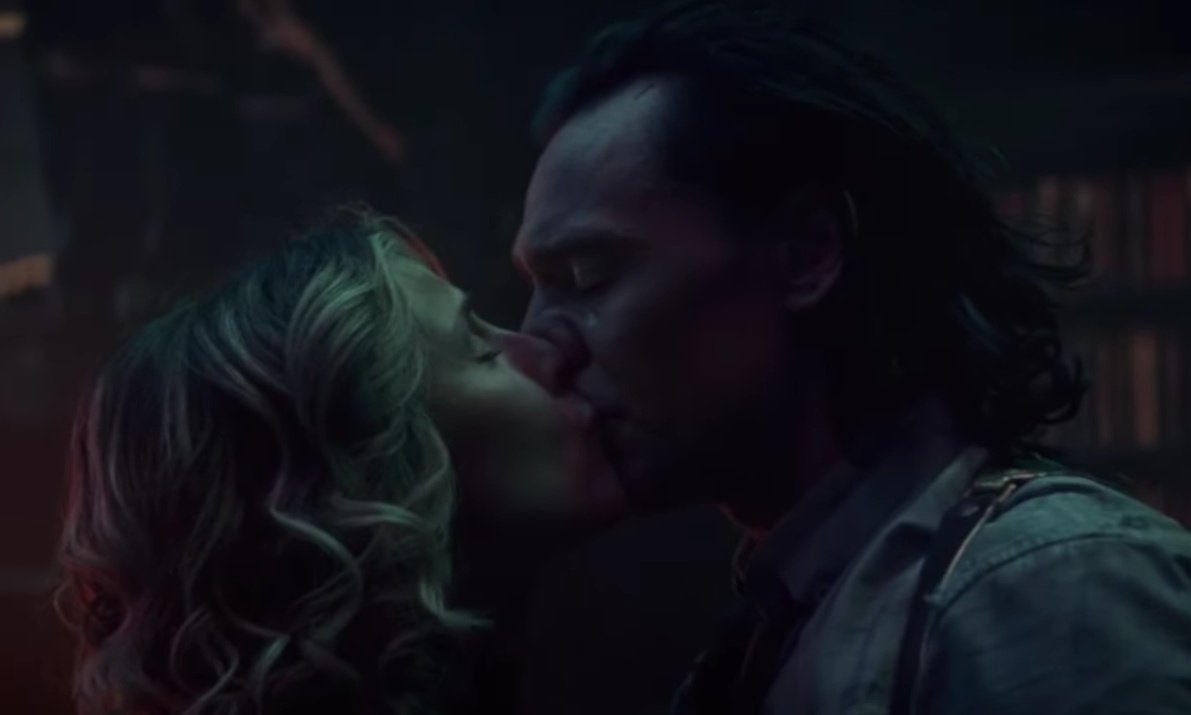 Harrystilos10's tweet photo. Esto si que es tener amor propio.  #loki https://t.co/kVIgXe1Nr1