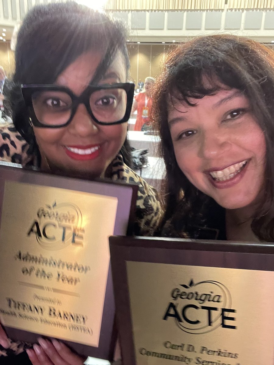 Sapph Espinoza tweet media