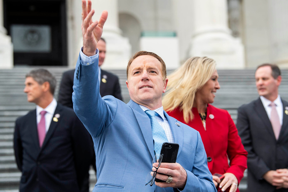 Texas Rep. Pat Fallon dumped Microsoft stock before Pentagon nixed $10B JEDI contract