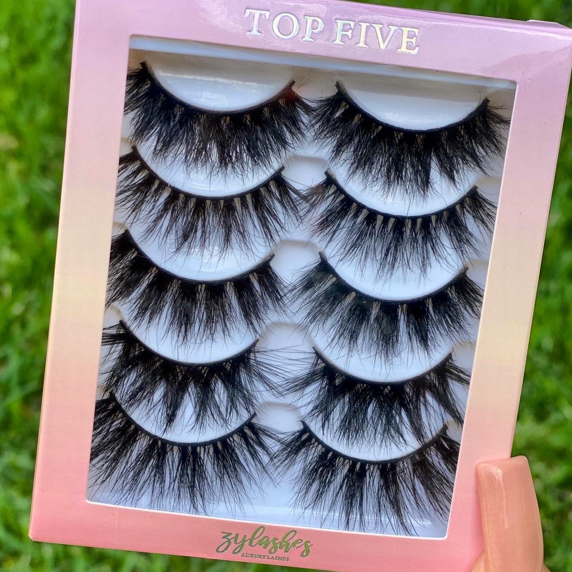 zylashes's tweet photo. TOP FIVE LASH TRAY !!
β’
π https://t.co/K8lKlL9BnO
. .
#zylashes_ #GodIsWithMe #minklashes #blackownedbusiness #lashesonfleek #mua #lashmodel #swatches #lashswatches #25mmlashes #3dminklashes #striplashes #lashlook #mink #striplashlook #lashesofinsta #welovelashes #lashmodel https://t.co/0i7pccquzb