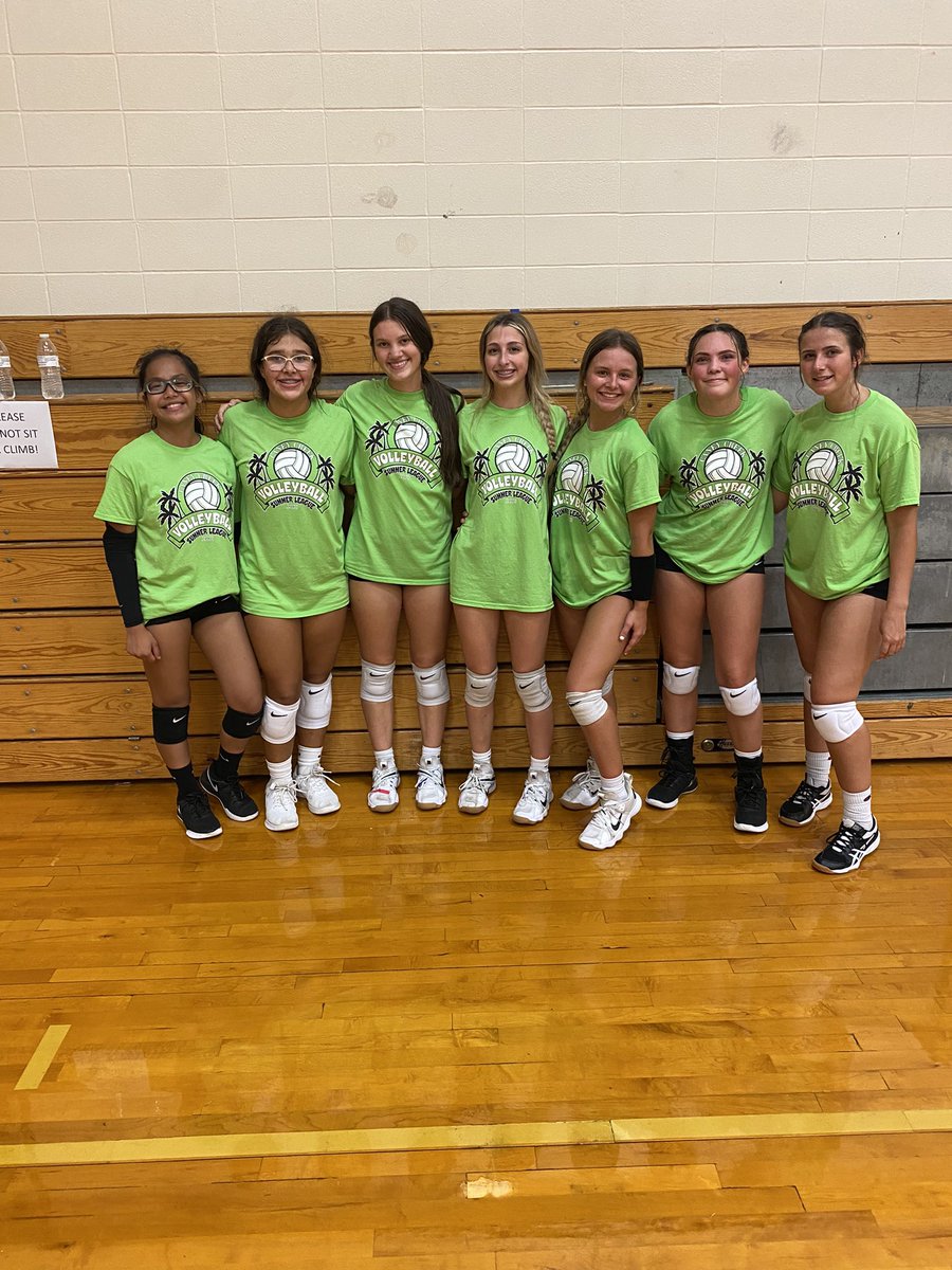 HuntsvilleVB's tweet photo. Congratulations to these ladies for going 3-0 at summer league on Tuesday! They take the court again this Thursday. #strongaloneunstoppableTOGETHER
#makeitaTradition https://t.co/807CZJbeUp