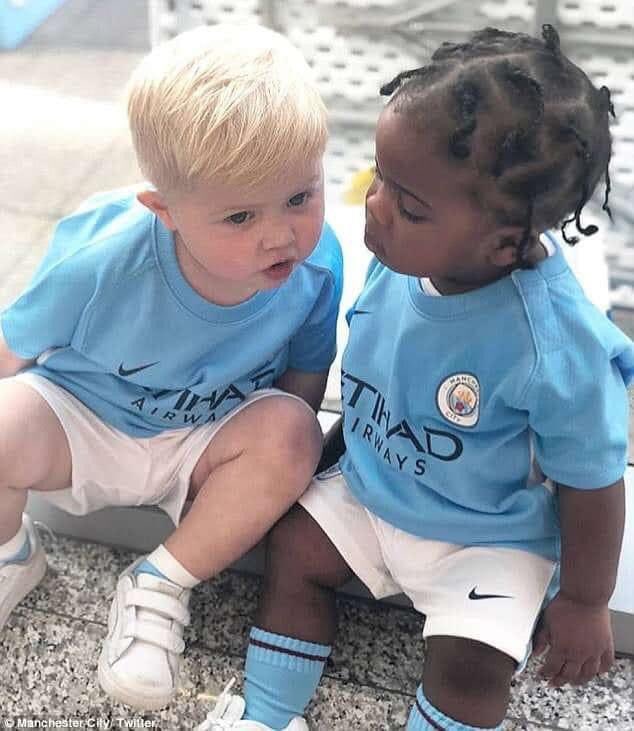 Kevin De Bruyne’s son playing with Raheem Sterling’s son Tiago. See the racial tension? No, me neither. Not difficult, is it? <a href="/ManCity/">Manchester City</a>