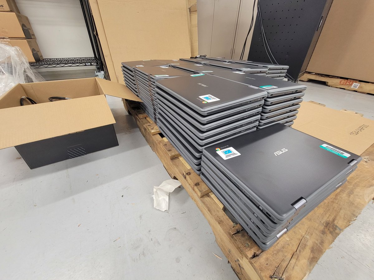 Tech_Daron's tweet image. TD3 IT has 6th grade Ss Chromebooks ready for 1st day! @TD3Innovators What ideas do you have for this school year? #TD3Learns #TD3DigitalInnovators