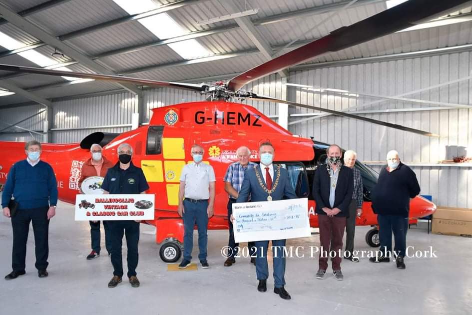 The Mayor of Cork City Mr Kelleher tonight at @CommunityAirAmb #Rathcoole with Ballincollig Vintage Club <a href="/millstreet_town/">Millstreet.ie</a> <a href="/Corkman_ie/">The Corkman</a> <a href="/irishexaminer/">Irish Examiner</a>  <a href="/Corks96FM/">Cork's 96FM</a> <a href="/C103Cork/">C103</a>