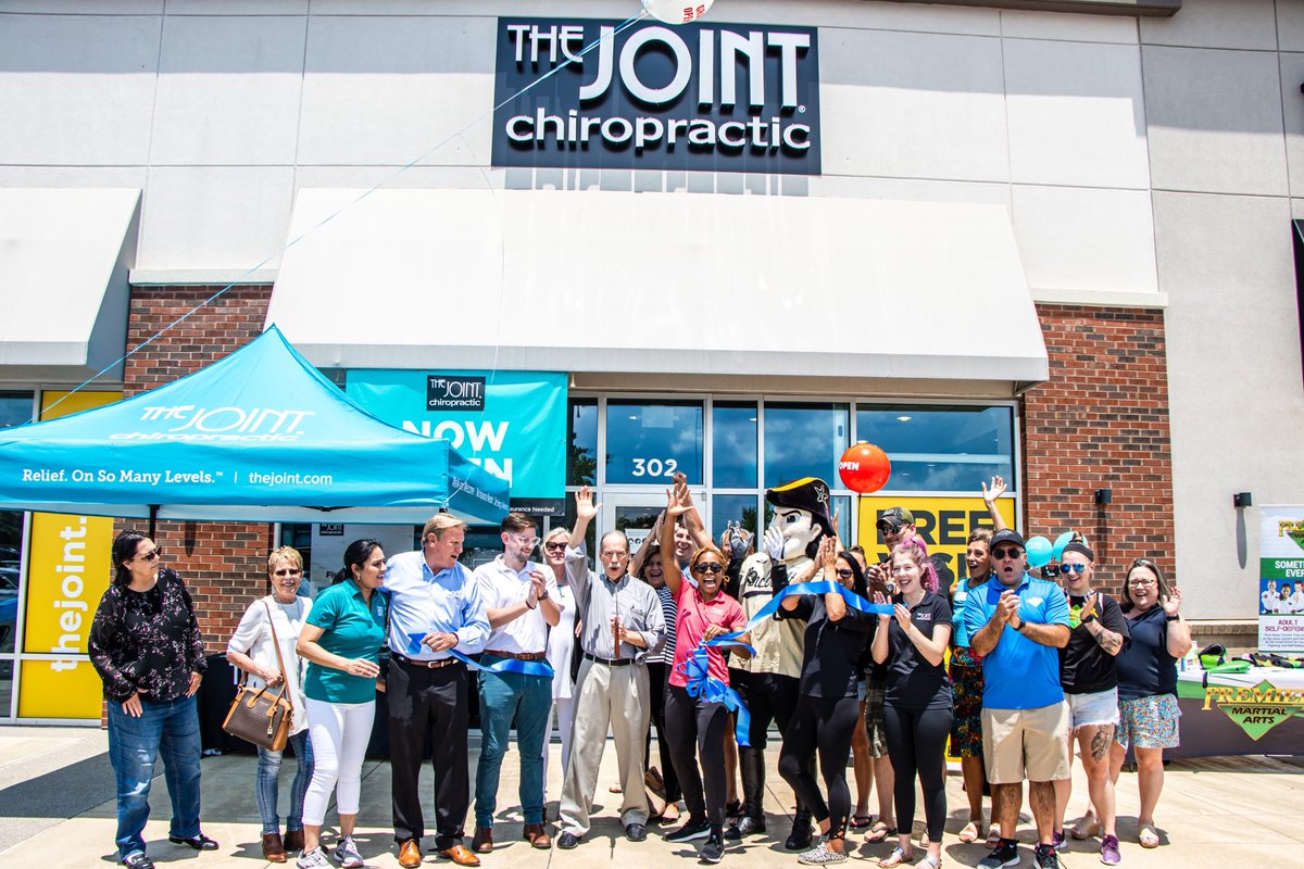 So excited to have The Joint Chiropractic Clinic join our Bellevue community. Congratulations on becoming the chosen provider for Vanderbilt University! 
.
#bhcc #bellevuetn #enjoythevue