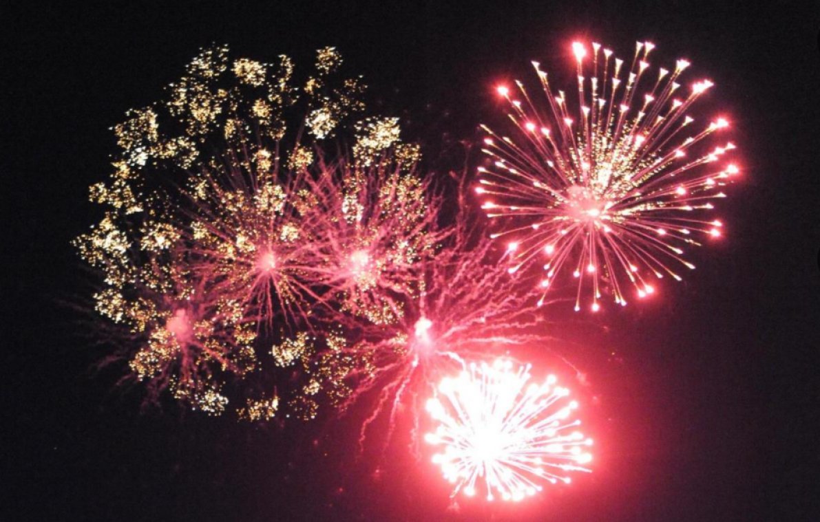 AnghellOFF's tweet image. Feu d artifice, après une sortie d Hospital.. Rien de mieux pour finir la journée. 👌
Et d etre accompagner de mes amours 🥰💕😇 au top.