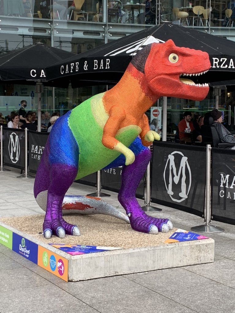 atbeesknees's tweet photo. @NorwichBIDUK @TheForumNorwich @GoGoDiscover21 @break_charity We saw him #gogodiscover21 https://t.co/pWbvNE7rxn