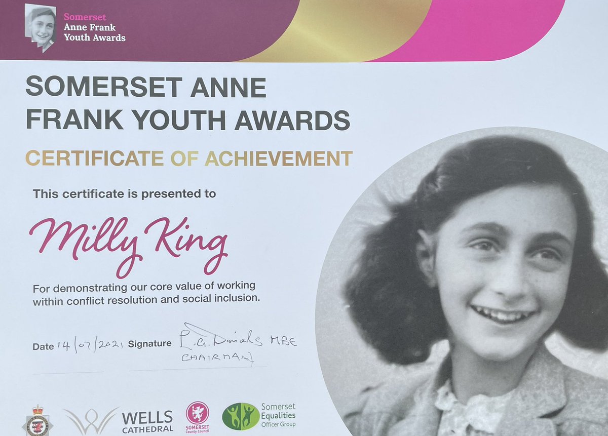 revemmaking's tweet photo. Thank you @SAFYouthAwards for awarding my amazing girl this award for just being amazing her. We had a wonderful evening. And thank you @Tauntonbish for retweeting so we could nominate her. #proud #inspirational https://t.co/fpScvdzfDQ