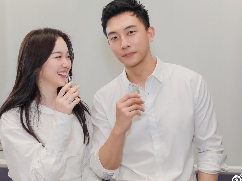 Iheartu02's tweet photo. Also anyone who watched @iQIYIofficial #Yesldo or #Lovetiming 
Remember the perfect and in love couple that ended up together here they are https://t.co/6q137BJB7q