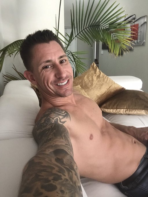 9 more free spots on my #onlyfans https://t.co/TyuG6Go9lU https://t.co/rQUmb5U8dP<a href="/tag/onlyfans"class="tags">#onlyfans</a>