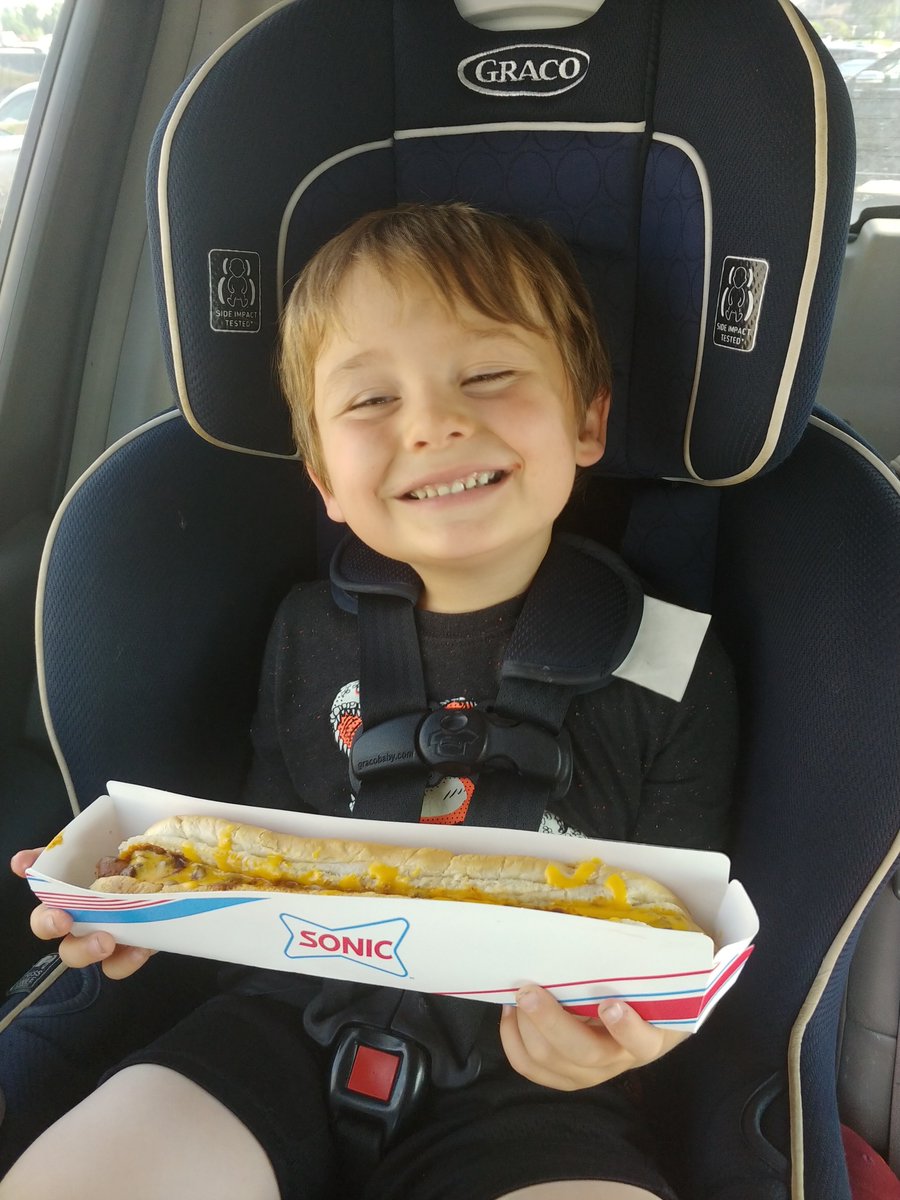 Creezy_Babyy's tweet photo. Someone was super excited to get his favorite meal today and try the new slush! @sonicdrivein @SharkWeek #SONIC #chilicheesefootlong #SharkWeek #SharkWeekSlush https://t.co/mwtFkcbwYB