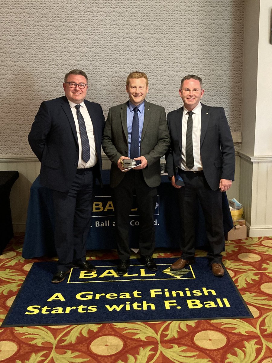 FBallTechGK's tweet photo. Congratulations to Andrew Quinn from Hathaway Flooring for coming  1st at today’s golf event &amp; also won prizes for nearest pin &amp; longest drive.Well done !👏🏆Also a very big thank you to everyone else who attended today’s golf event.#fball #northerngolfevent #worsleypark https://t.co/4VQpTjmx3C