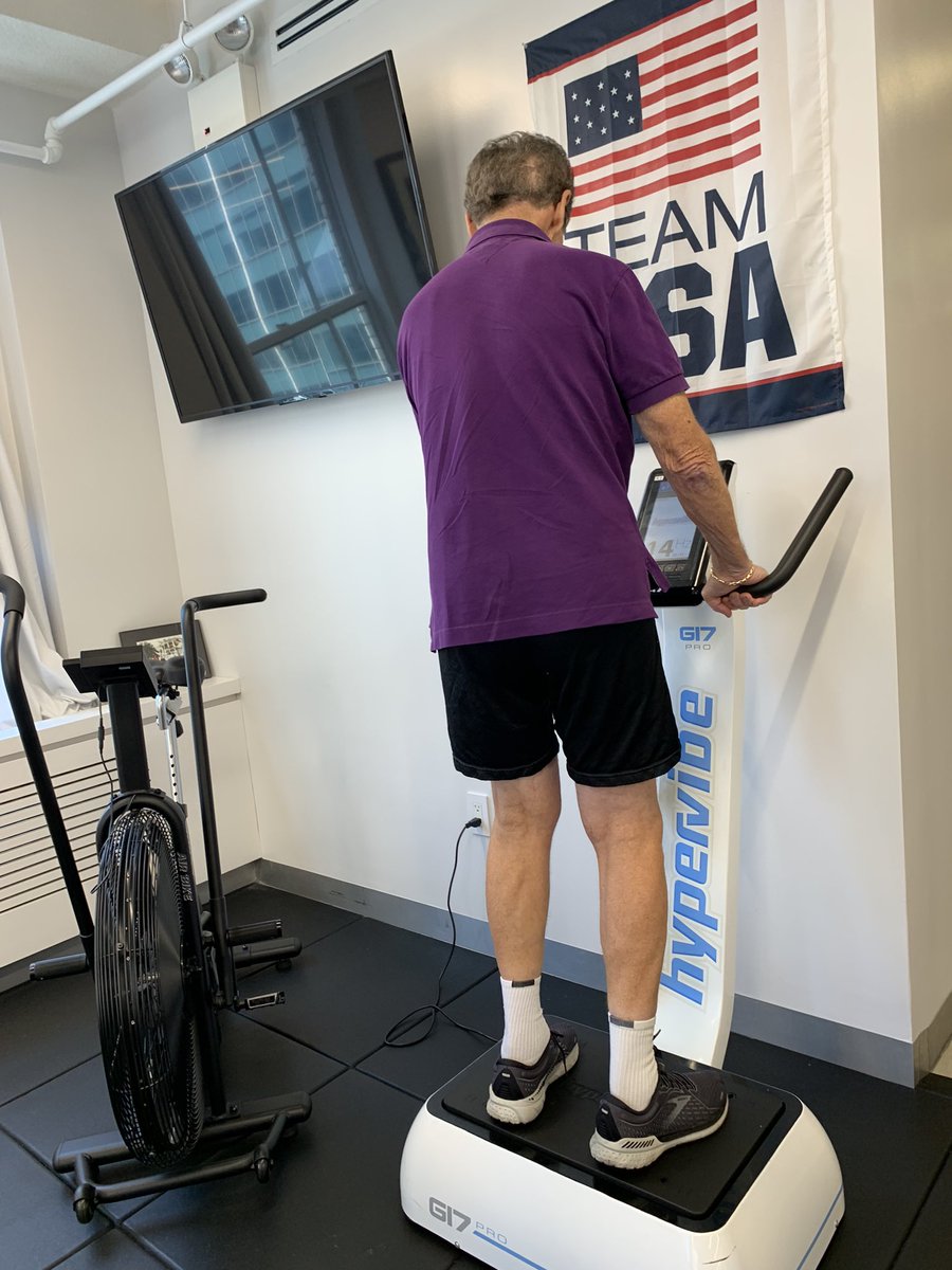 DrScottAWeiss's tweet photo. Post Op THR vibration therapy https://t.co/zc6Mn7PA5i