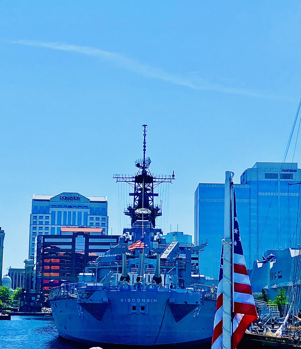 HSBBQ_CEO's tweet image. More touristy stuff today, but damm was it impressive. 🇺🇸❤️🇺🇸❤️🇺🇸❤️🇺🇸❤️🇺🇸❤️🇺🇸#USSWisconsin @Real_Okie @betteporter716 @brandi_love