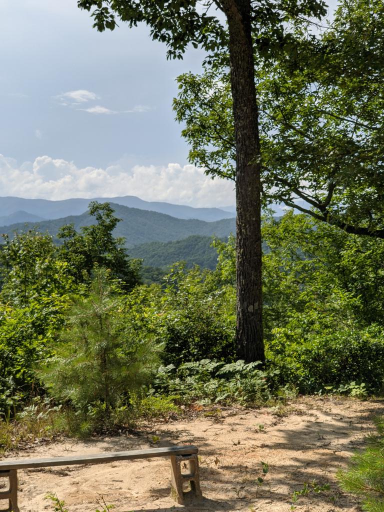 anthonyschow's tweet photo. A great way to celebrate a wonderful day in Cherokee NC! End of the Trails Horse riding. @NationReading @lisuncg #rnw #lis674 https://t.co/7E6nJKPtSC
