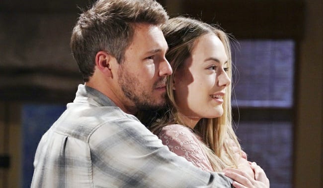LopeFamily4ever's tweet photo. These two together are everything ❤️😍❤️😍❤️😍❤️ #AnnikaNoelle #ScottClifton #HopeLogan #LiamSpencer  #Lope #TeamLope #LopeForever #LiamHopeBethForever https://t.co/jIM2rfHp0N