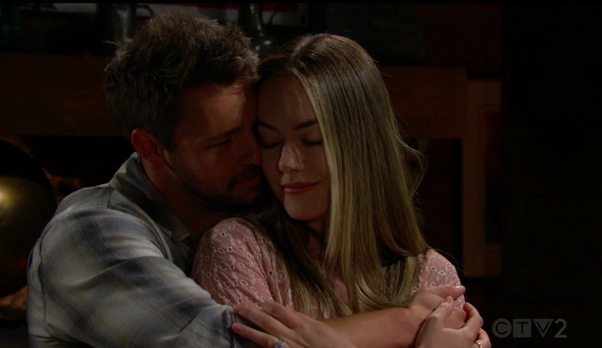LopeFamily4ever's tweet photo. These two together are everything ❤️😍❤️😍❤️😍❤️ #AnnikaNoelle #ScottClifton #HopeLogan #LiamSpencer  #Lope #TeamLope #LopeForever #LiamHopeBethForever https://t.co/jIM2rfHp0N