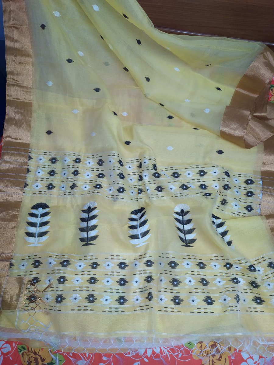 adritcollectio1's tweet photo. #adritcollections #resomjamdani #SareeTwitter #sareeblouse #sareebeauties #sareeblogger #sareelover #onlineshop #onlineshopping #buyonline #smallbusinesssupport #smallbusinessowners #SupportSmallStreams #SupportSmallBusinesses #localbusiness #vocal4local #madeinIndia #follow #RT https://t.co/dcwl1kO0vD