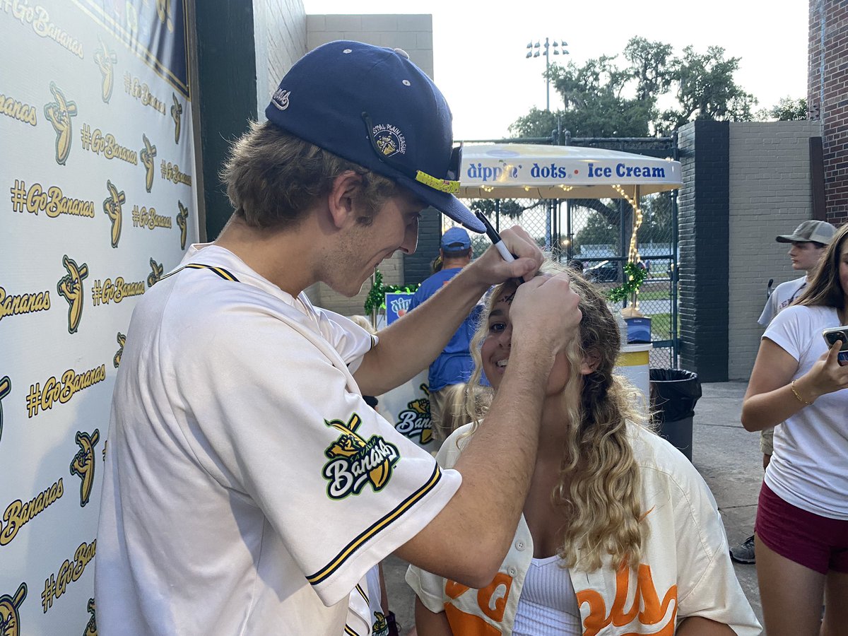 Savannah Bananas tweet media