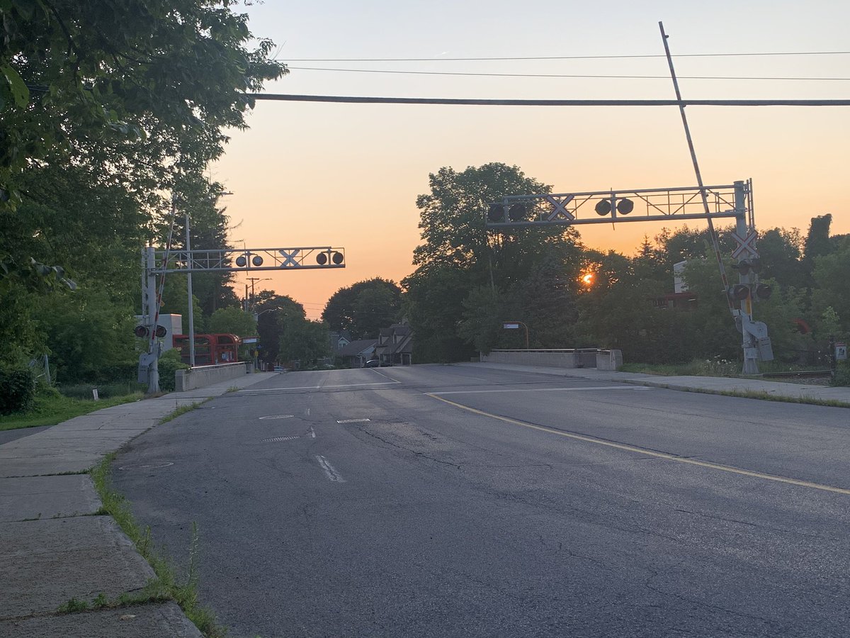 mchkzn's tweet photo. I never have any luck with train sightings at this location. 

But always stop, look and listen for trains regardless. #AnyTimeIsTrainTime https://t.co/lHKc1k8c4P
