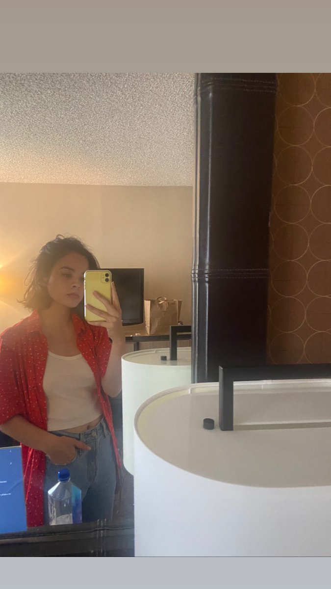 JuliaRehwald's tweet photo. 📲 Julia Rehwald via instagram stories (July 14, 2021) https://t.co/fveGqdIy3u