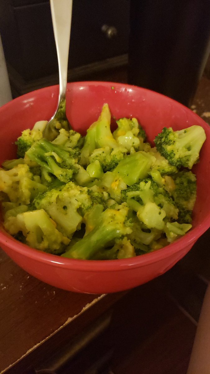 SkinnyIntension's tweet photo. Dinner and dessert https://t.co/N2SW3G0J0Y