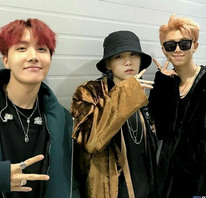 MAMASquad's tweet photo. • Rap Line https://t.co/bbuKiYPZ1g