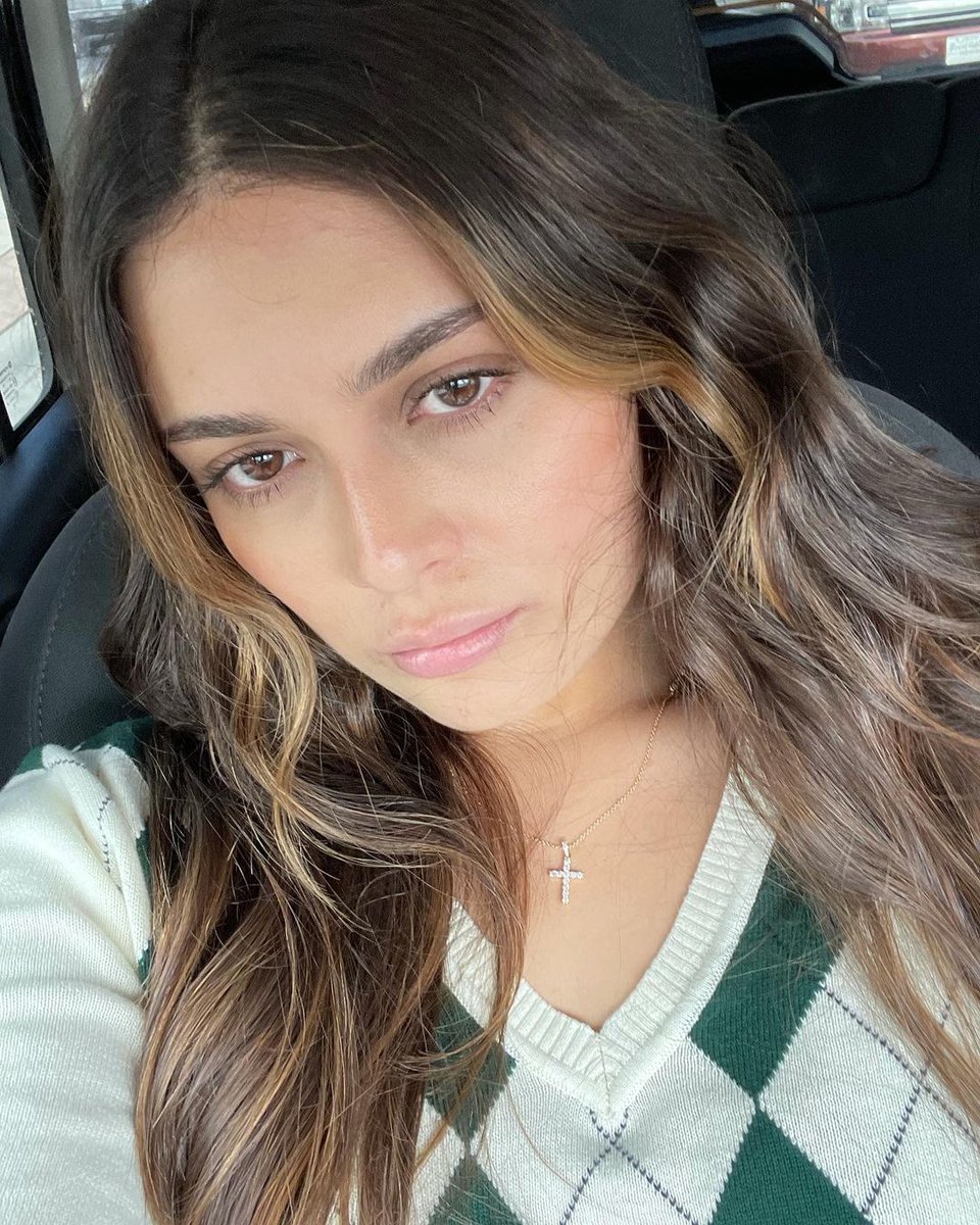 cachersociety's tweet photo. 📸 instagram | danielaacallee

link: https://t.co/5askre5jyp https://t.co/0pjsa2HyIQ