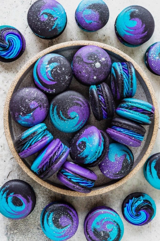 Devildomlove's tweet photo. To: @Sleepydemonboy
From: A star in your sky

💌 lilac and macaroons 💌

“ Belphie, I hope you know how much I truly love you. Even when surrounded by darkness, like the moon you reflect the most radiant light. “ https://t.co/uJI5kmYhgB