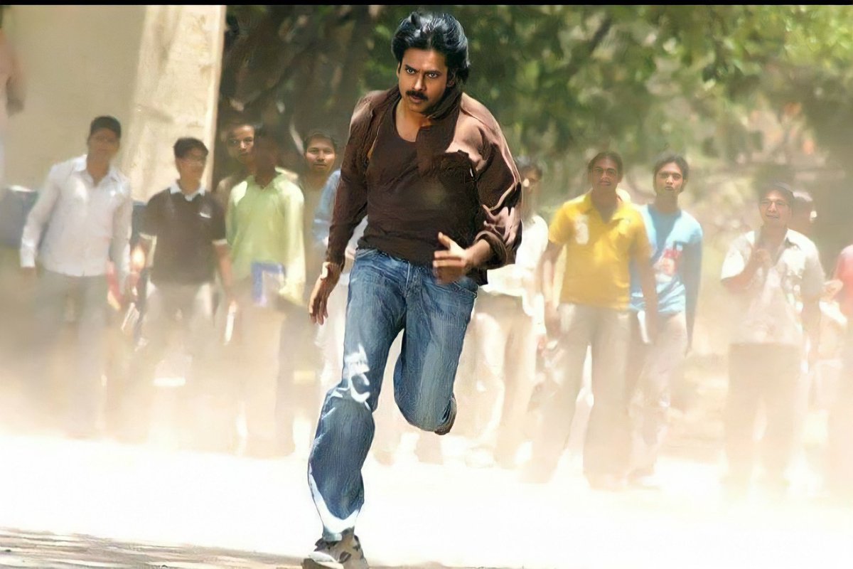 jspkcults's tweet photo. #AdvanceHBDJanaSenani @PawanKalyan run run run , on the way on the he is on the way https://t.co/rObs8hQsOH