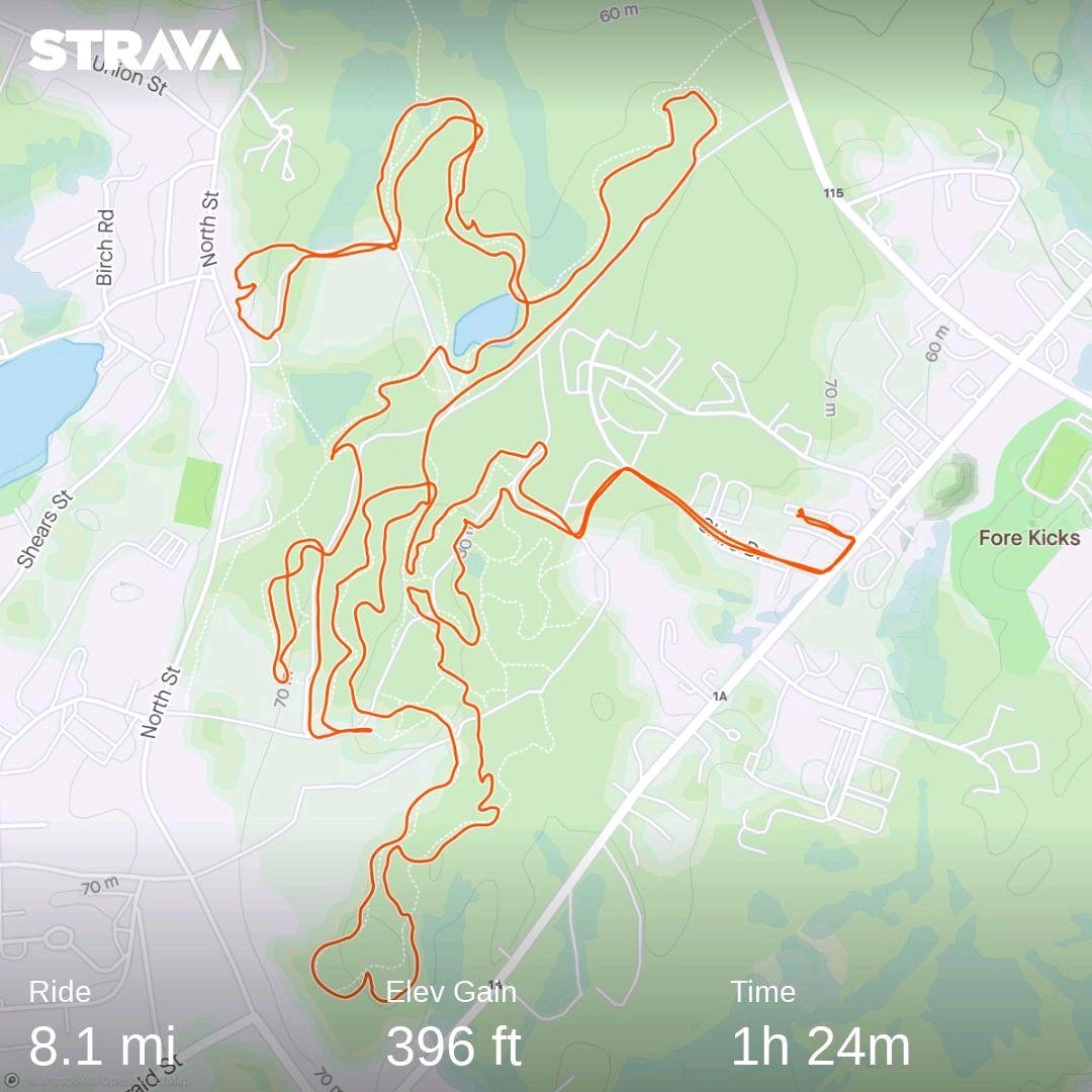 JimRich62's tweet photo. An evening group ride at Lind Farm. Fun first time there and first time with that group. #mountainbike #mtb #bicycle #trek #becausebikes #bike #fitness #cardio #cycling #stayactive #freshair #asthma #nevergiveup #dontquit #fitfeelsbetter #crosstraining #nemba https://t.co/ILxowClEcM
