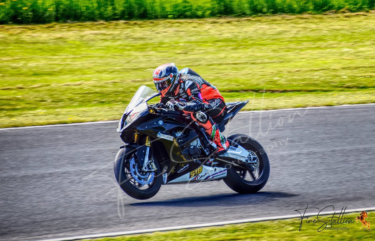 FireStallion666's tweet photo. … #croftcircuit @NoLimitsNLR #tagifyouknow #nolimitsracing #endurancerace 120621 #motorbikeracing #ukclubracing #motorcycles #motorsportphotography #firestallionphotography https://t.co/wJvOnD0kKL